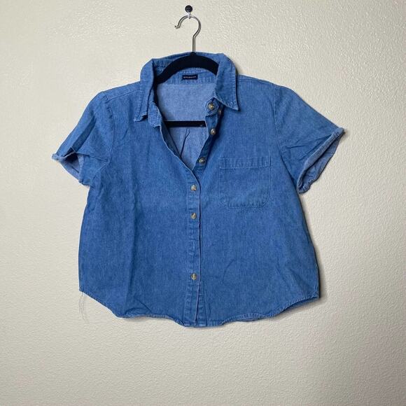 Brandy Melville Peyton Denim Crop Top Short Sleeve Blue Cotton Button-Front Sz S - Picture 4 of 13